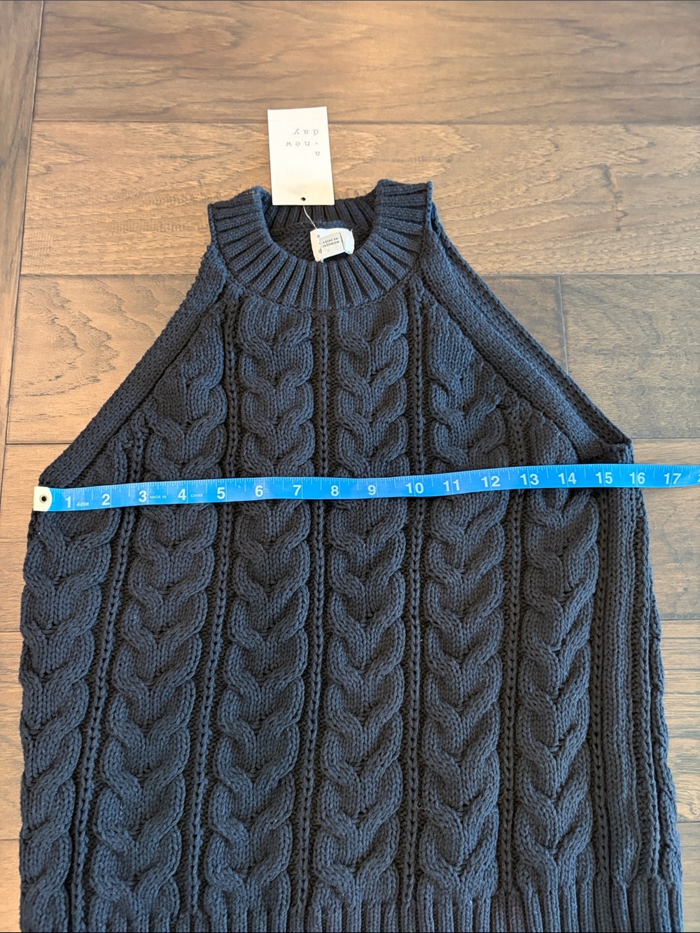 New With Tags A New Day Black Sweater Tank Sz M - Picture 5 of 7